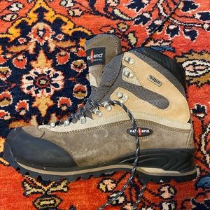 Kayland cross country hiking boots. Contact 1000 series. Size 11.5 US